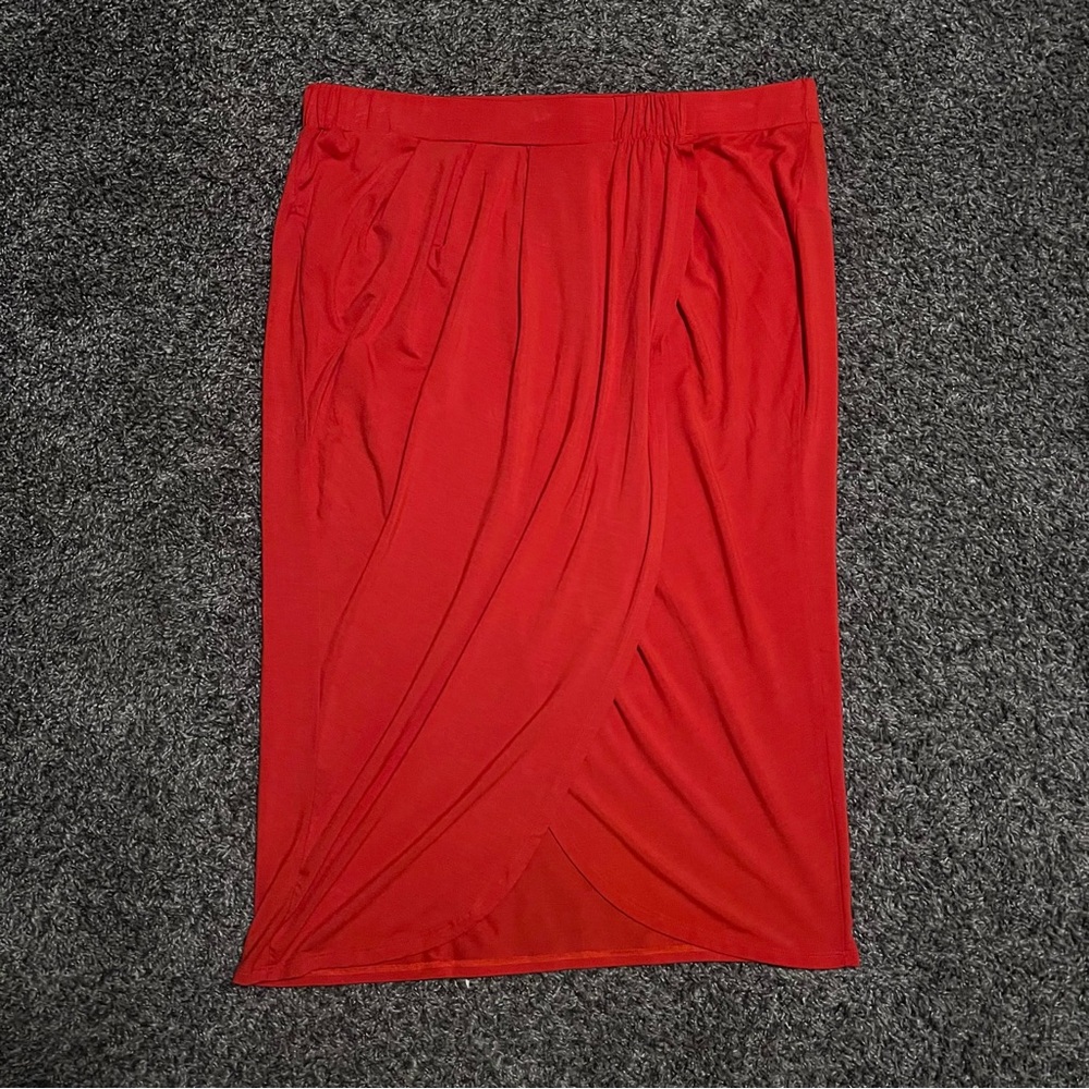 a n d e a w y Vintage Red Skirt Large